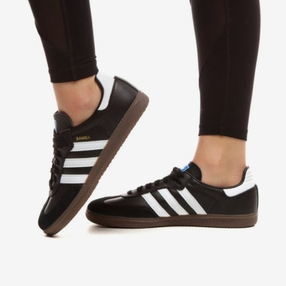 Adidas Black Samba sneakers-women’s size 6.5